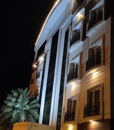 Aparthotel Pine Tree Kanchipuram Exterior foto
