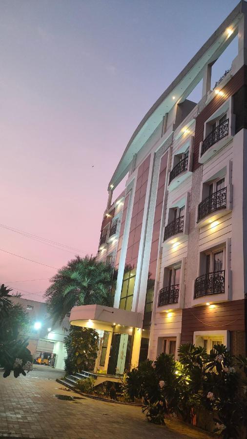 Aparthotel Pine Tree Kanchipuram Exterior foto